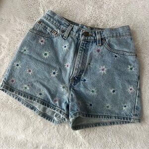 VINTAGE Levi’s 512 Slim Mom Shorts 90s Custom Floral, hand painted